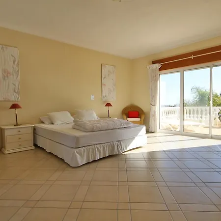 Belle A Villa